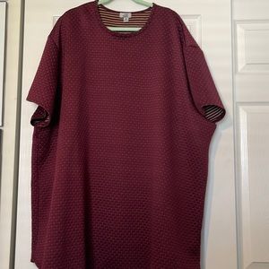 One Bone Brand quilted tee.  5x.